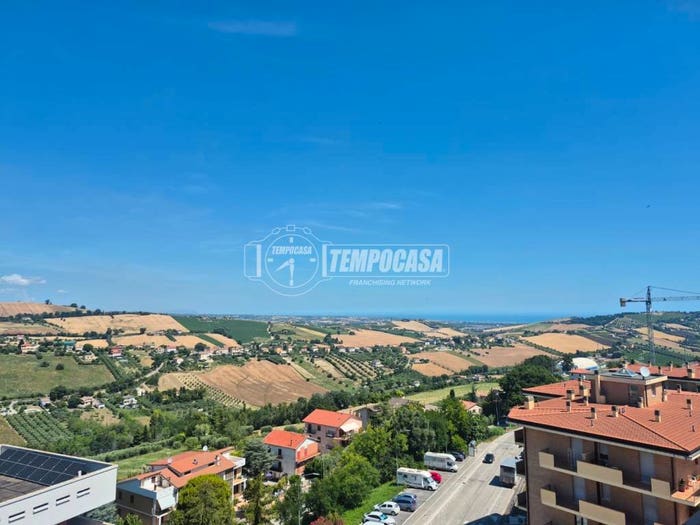 Appartamento quadrilocale in vendita in Viale Trento, Centro, Fermo