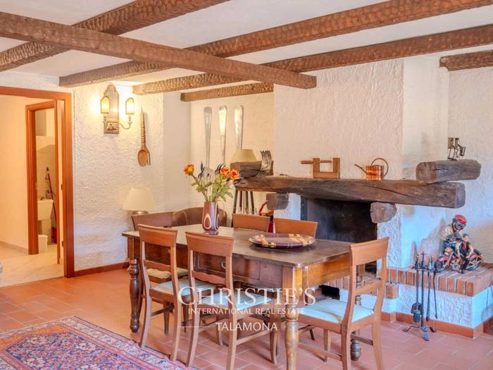 Casa con 6 locali in vendita in Via Madonna della Motta, Dormelletto