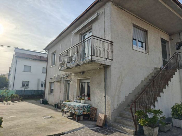 Appartamento con 6 locali in vendita in Via Mosella, Villa Carmine, Montesilvano