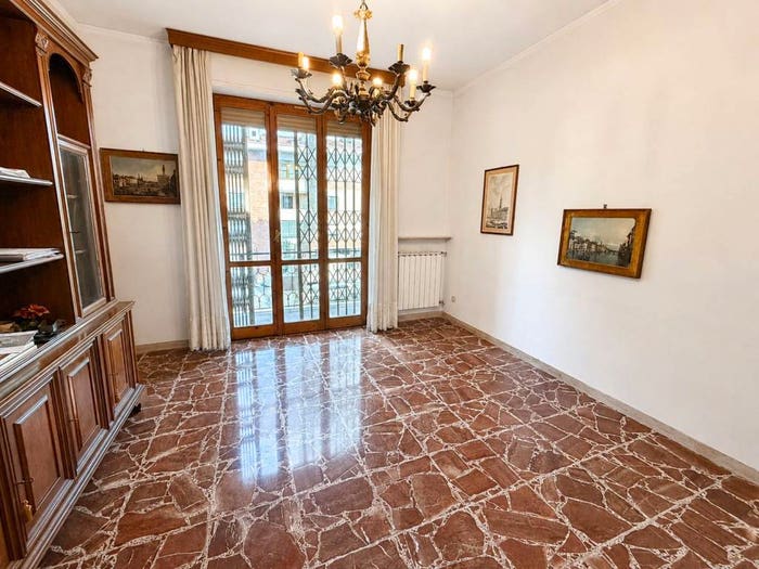 Appartamento quadrilocale in vendita in Via Reims, Europa, Firenze