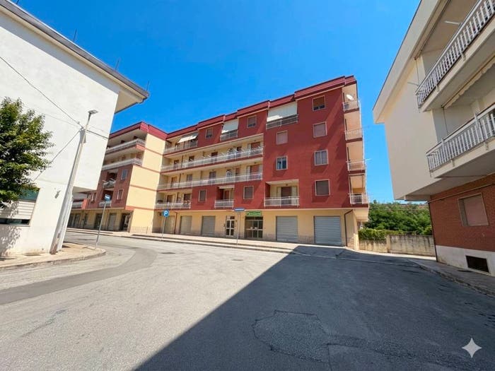 Appartamento con 6 locali in vendita in Via dei Sanniti, Centro, Bojano