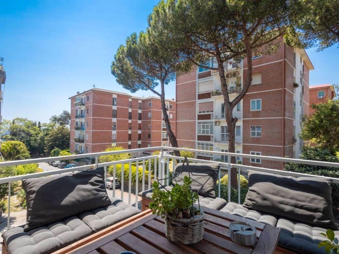 Appartamento con 5 locali in vendita in Via Francesco Petrarca, Posillipo, Napoli