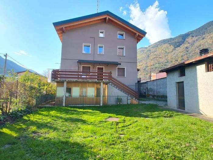 Casa quadrilocale in vendita in Edolo