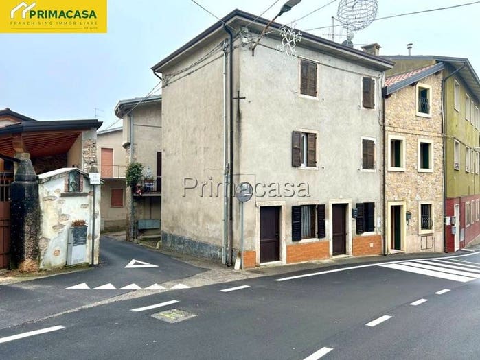 Casa con 5 locali in vendita in via centro, Romagnano, Grezzana