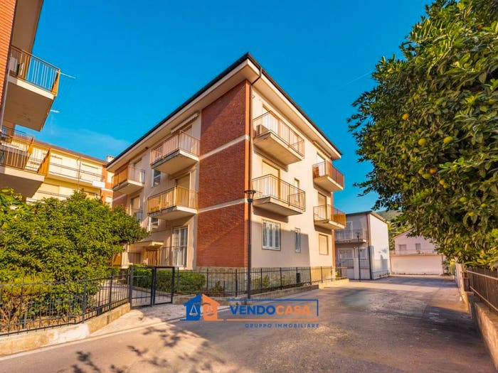 Appartamento bilocale in vendita in Via Germania, Spotorno