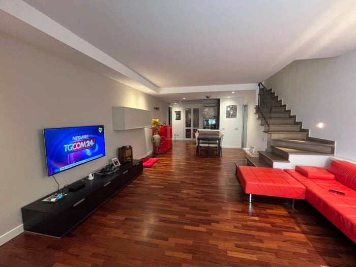 Casa con 6 locali in vendita in Via Galileo Galilei, Centro, Agliana