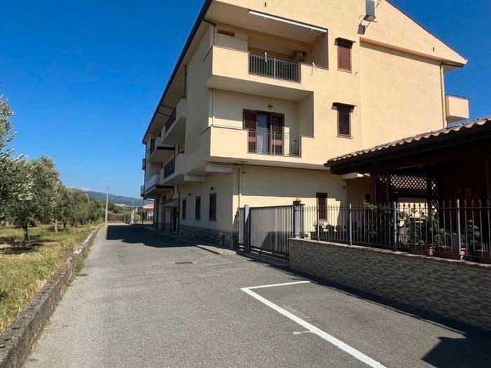 Appartamento con 5 locali in vendita in Via Felice Montesanti, Nicastro Sambiase, Lamezia Terme