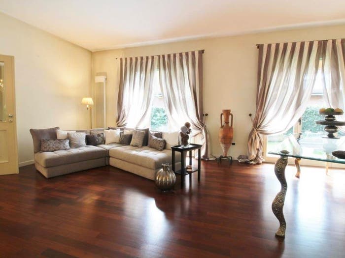 Casa con 6 locali in vendita in via viale roma, Cesenatico Levante, Cesenatico