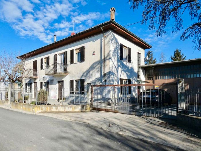 Casa quadrilocale in vendita in Regione Valle Asinari, San Marzano Oliveto