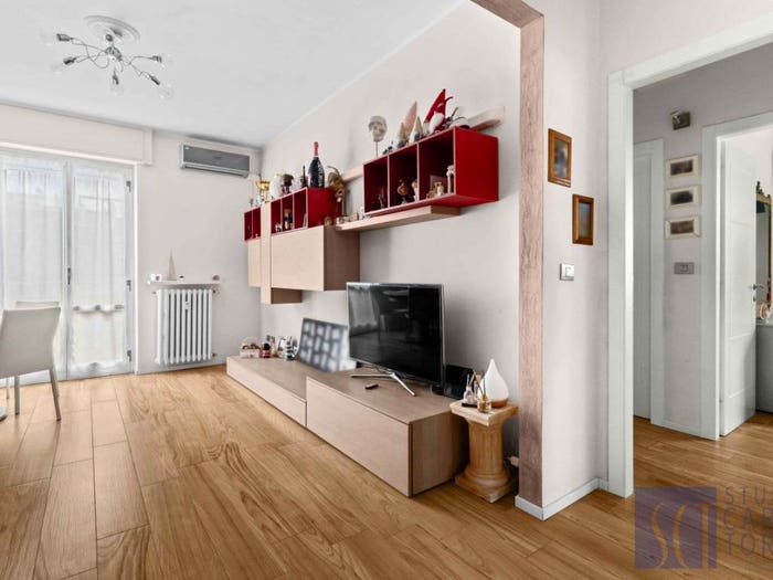 Appartamento trilocale in vendita in Via Roma, Centro, Cesano Boscone