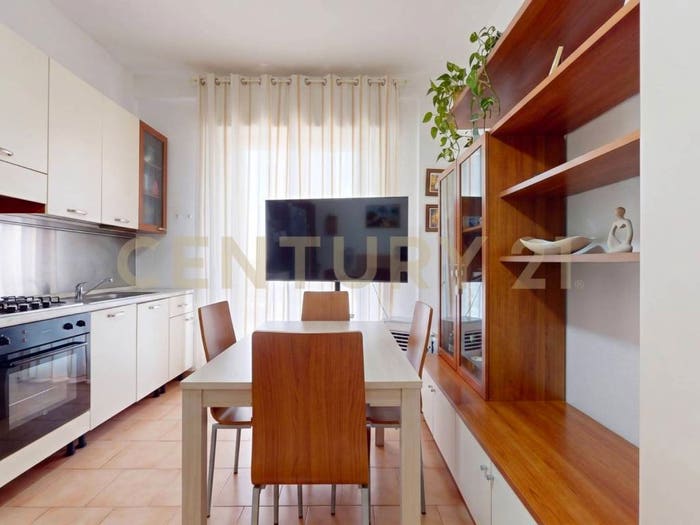 Appartamento trilocale in vendita in Via A De Gasperi, Centro, Lainate