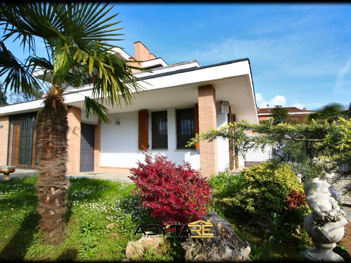 Casa con 6 locali in vendita in Strada Revigliasco, Revigliasco Maddalena, Moncalieri