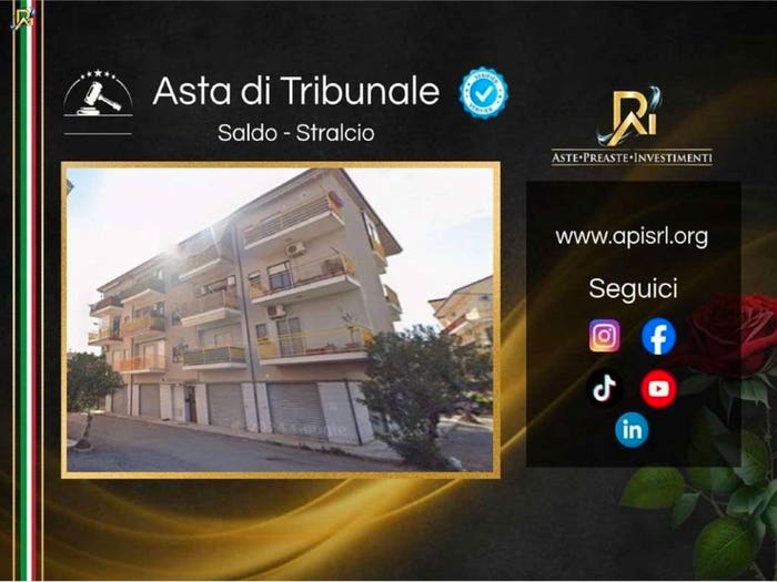 Appartamento quadrilocale in vendita in Via Monaco, Marina Di Schiavonea, CoriglianoRossano