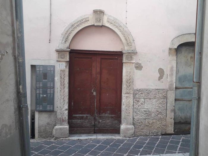 Appartamento trilocale in vendita in Via Silvio Mancini, Centro, Serramonacesca