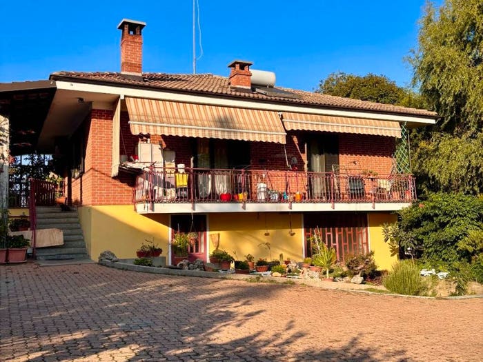 Casa con 5 locali in vendita in Via C Nivola, Grinzano, Cervere