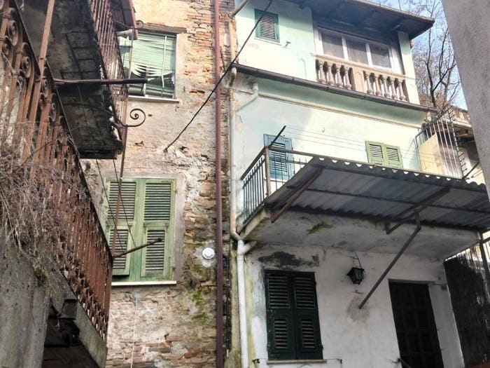 Casa trilocale in vendita in Via San Lorenzo, Centro, Castelletto d'Orba