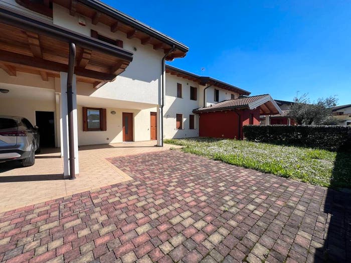 Appartamento trilocale in vendita in Via Bariglaria, Tavagnacco