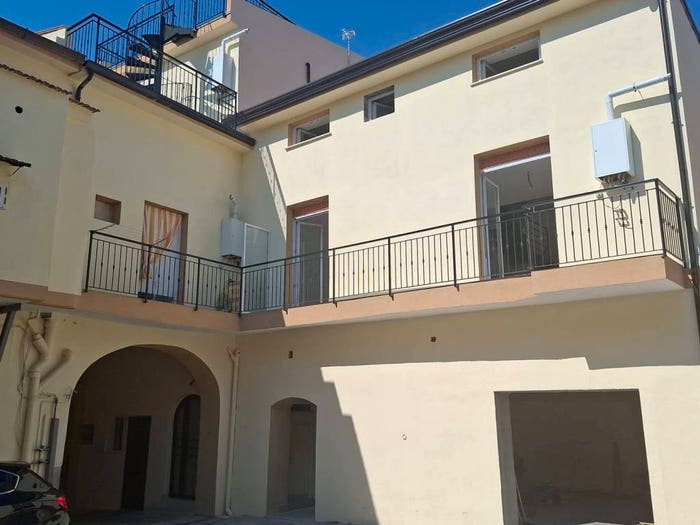 Appartamento trilocale in vendita in Via Pietro Musone, Casapulla