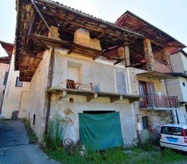 Casa bilocale in vendita in Via Scala, Quagliuzzo