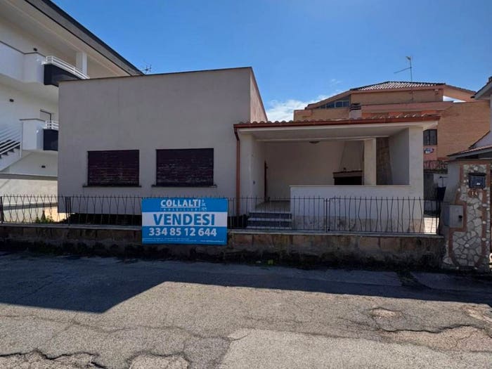 Casa quadrilocale in vendita in Via Maiella, San Giacomo Santa Barbara, Nettuno