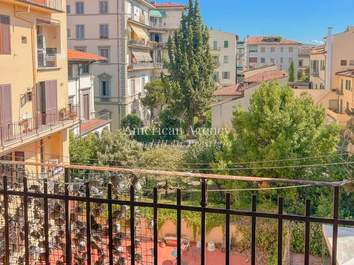 Appartamento con 6 locali in vendita in Viale Giovanni Milton, Libertà Savonarola, Firenze