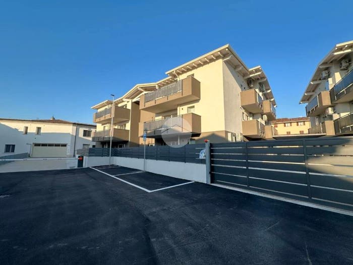 Appartamento trilocale in vendita in Via XX Settembre, Centro, Carpenedolo