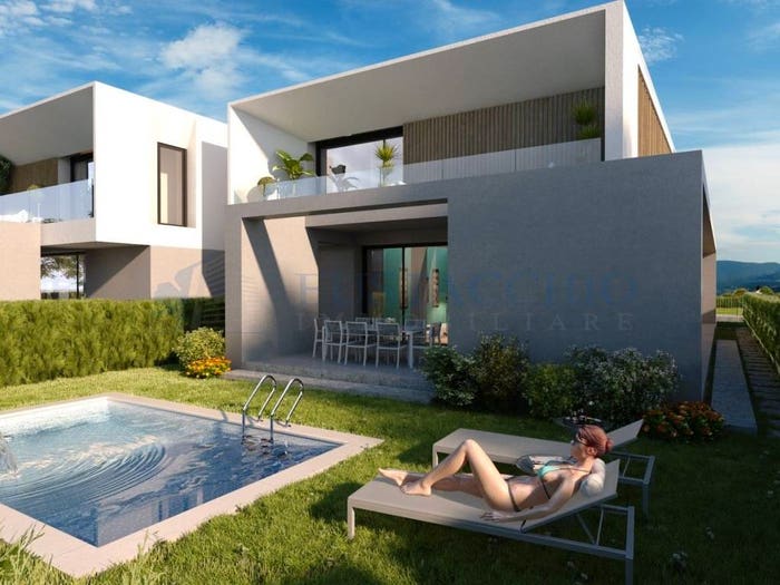 Casa con 5 locali in vendita in Longuelo, Bergamo