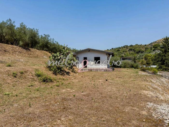 Casa con 5 locali in vendita in Contrada Valle Fredda No Number, Itri