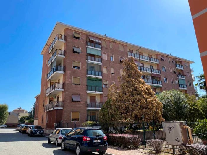 Appartamento con 5 locali in vendita in Via Oreste Mombello, Centro Città San Paolo, Biella