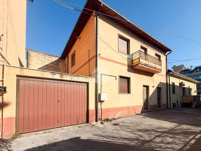 Casa bilocale in vendita in Via Monte Velino, Centro, Avezzano