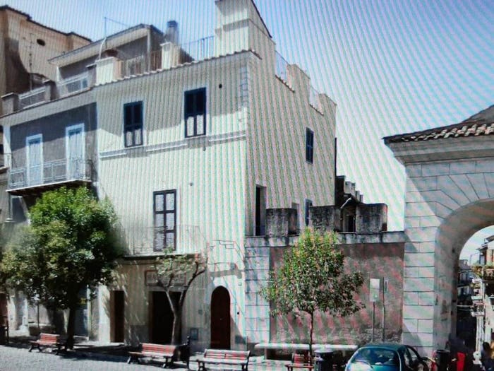 Appartamento trilocale in vendita in Piazza San Giovanni, Montecelio, Guidonia Montecelio