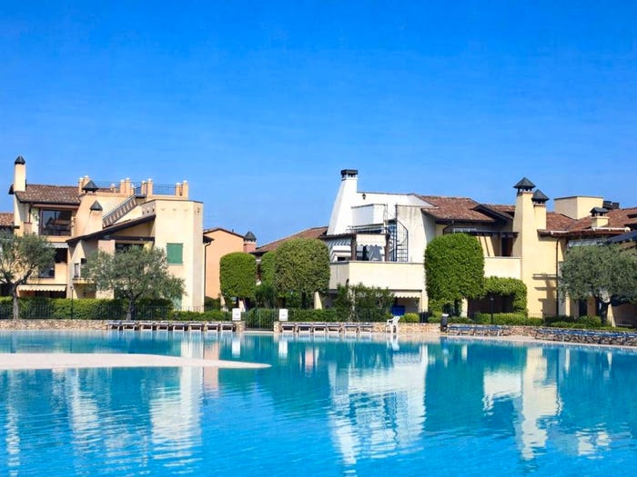 Appartamento trilocale in vendita in Via Miralago, Centro, Peschiera del Garda
