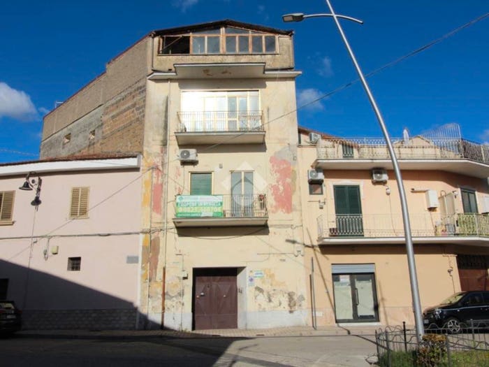 Casa con 5 locali in vendita in Via Quartiere Nuovo, Casagiove