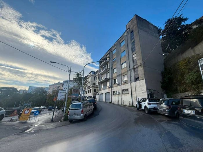 Appartamento con 5 locali in vendita in Via Montecorvino, Centro Storico, Catanzaro