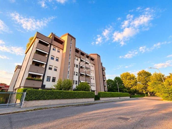 Appartamento trilocale in vendita in Via S Pio X, Passirana Biringhello, Rho