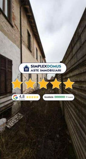 Appartamento con 6 locali in vendita in Via Emilia, Centro, Torrazza Coste