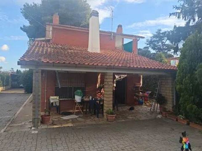 Casa con 6 locali in vendita in Via Orsa Maggiore, Colle Romito, Ardea