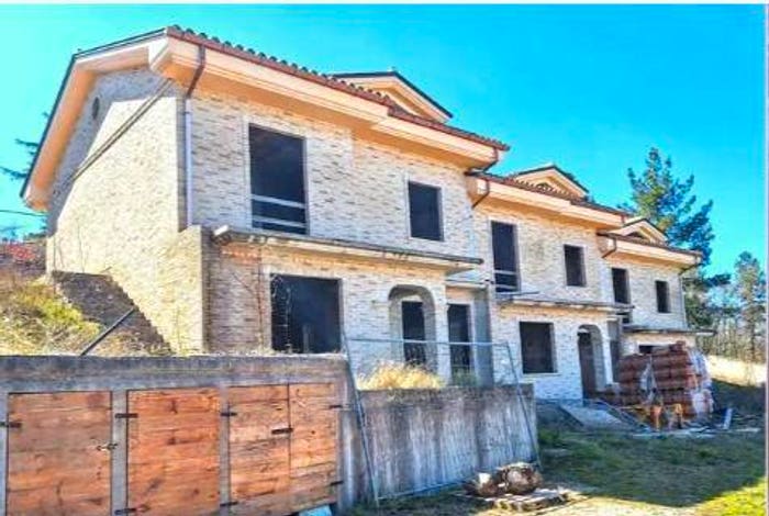Appartamento con 6 locali in vendita in Via Trentavisi Cingoli MC Italia, Centro, Cingoli