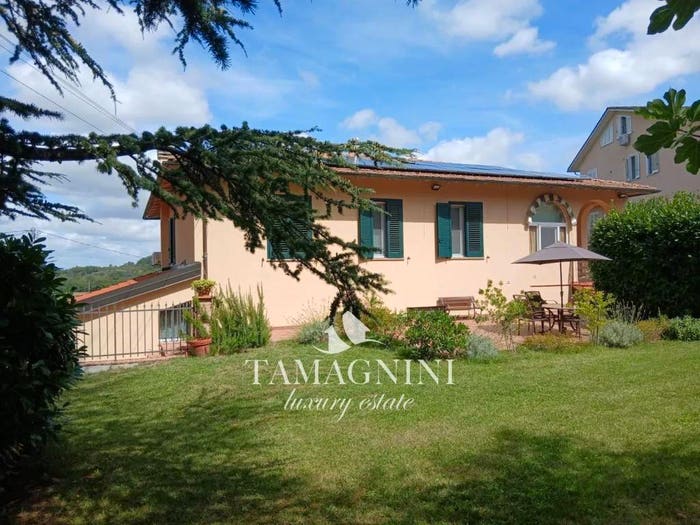 Casa con 6 locali in vendita in Centro, Montepulciano