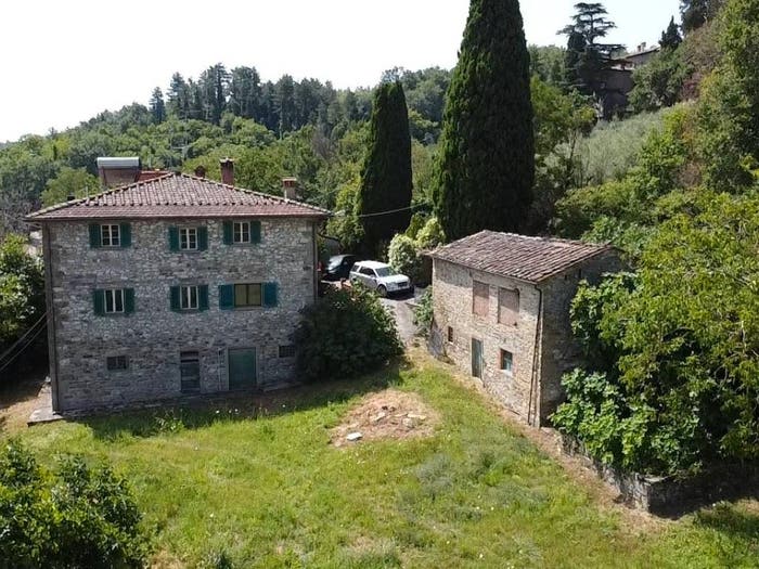 Casa con 6 locali in vendita in Via Manzi, Caprese Michelangelo