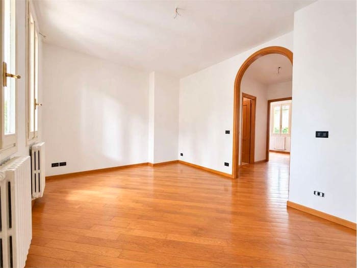 Appartamento trilocale in vendita in via Marconi, Centro, Correggio