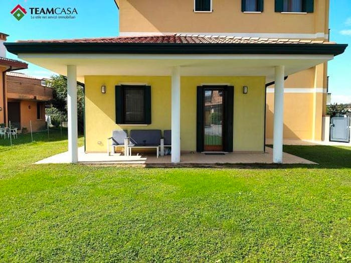 Appartamento trilocale in vendita in Via Roma, Centro, Noventa di Piave