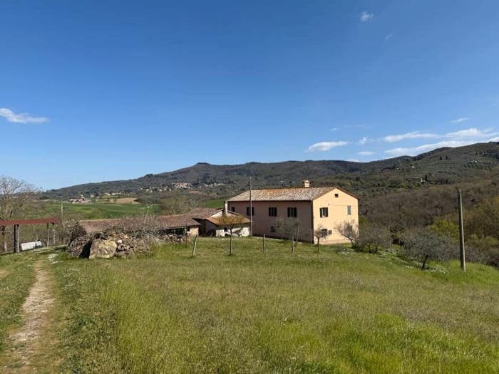 Casa con 6 locali in vendita in Via degli etruschi, Centro, Paciano