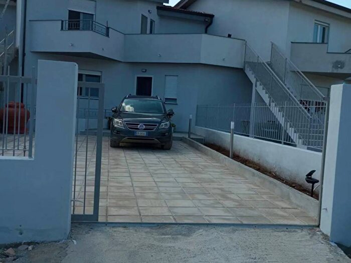 Casa quadrilocale in vendita in Via Santa Maria SNC, Santa Maria, Catanzaro