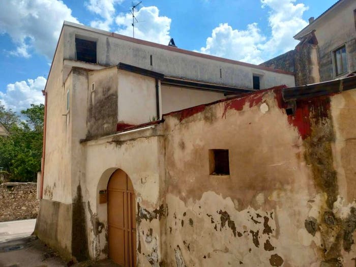Casa con 6 locali in vendita in Santa Maria a Vico