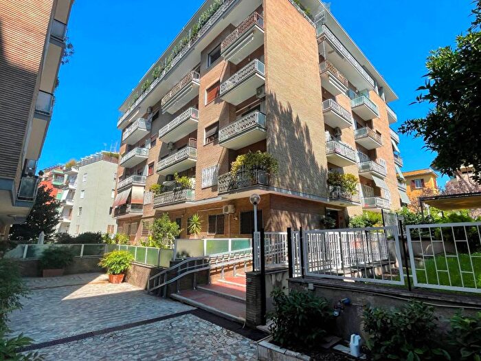 Appartamento con 5 locali in vendita in Monteverde Vecchio, Roma
