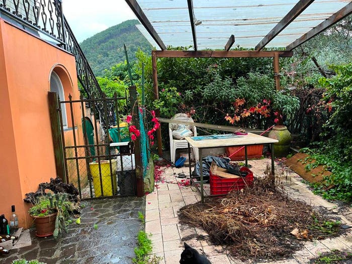 Casa quadrilocale in vendita in Via di Tre Colli, Calci