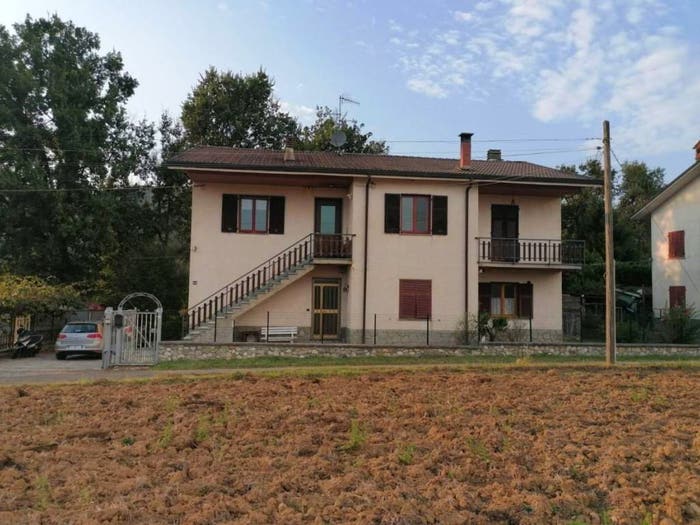 Casa con 6 locali in vendita in Via Santuario Ca' del Bello, Centro, Borghetto di Borbera