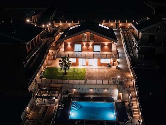 Casa con 6 locali in vendita in Torre Faro, Messina