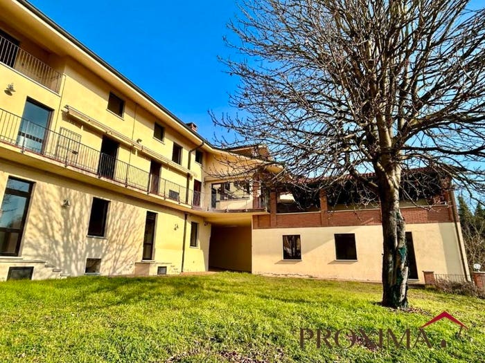 Casa con 6 locali in vendita in Via San Rocco, Montafia